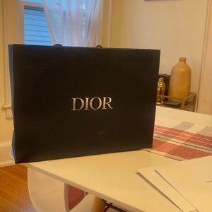 Dior shopping bag with dior tissue paper